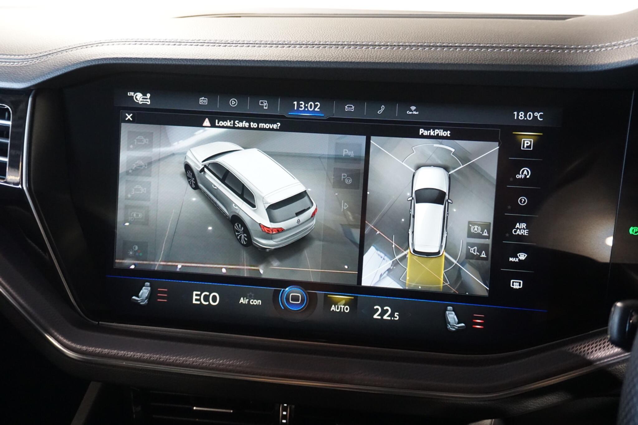 Volkswagen Touareg 3.0 TDI V6 Black Edition SUV 5dr Diesel Tiptronic 4Motion Euro 6 (s/s) (286 ps)